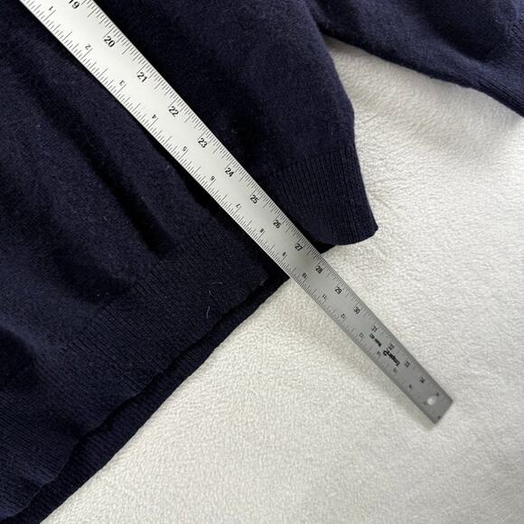 LL Bean Sweater Men's XL Blue Navy V Neck Lambswool Vintage y2k Preppy Pullover - Picture 4 of 8